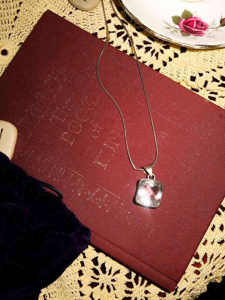 Eileen Pendant | Clear Quartz image 1