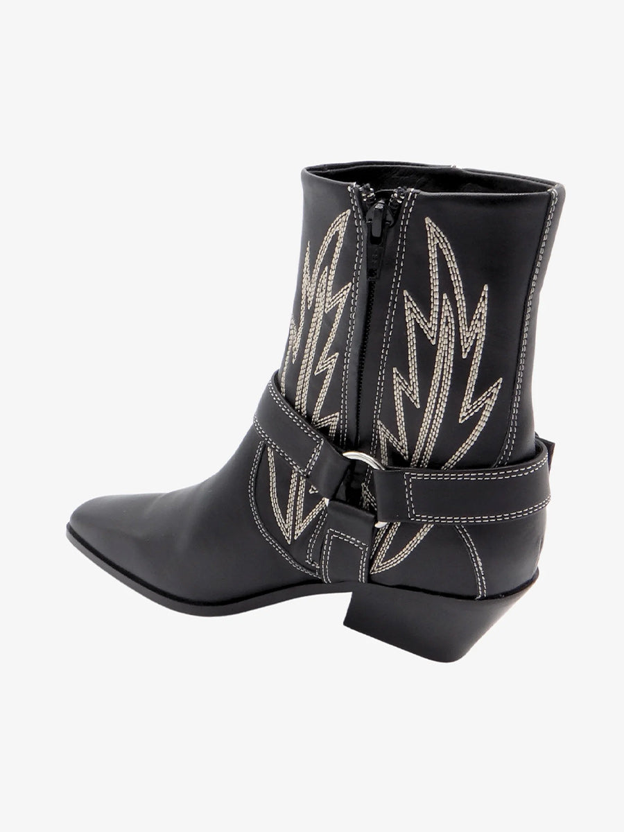 Oliver II Boot Black  | Caverley Shoes image 3