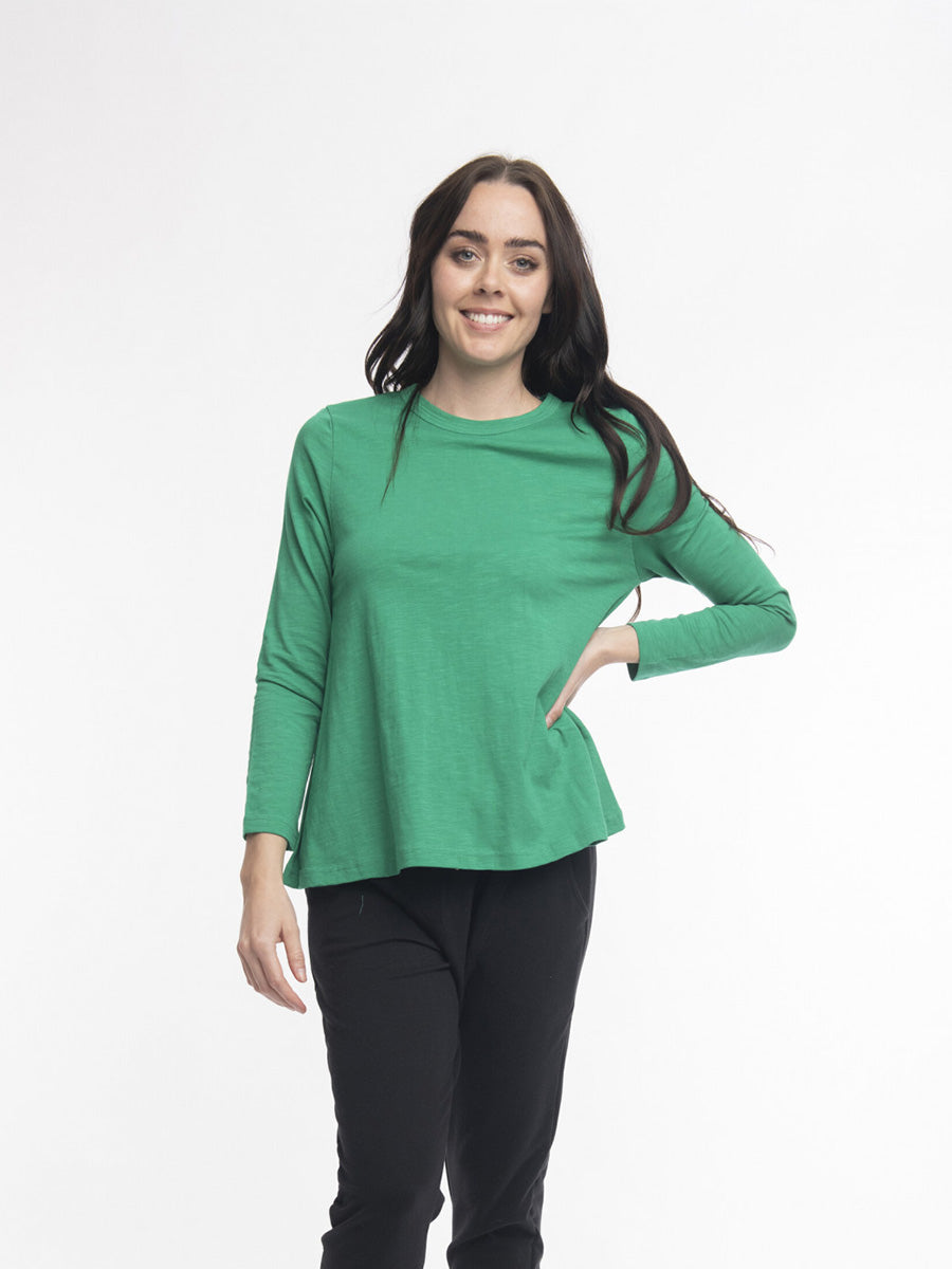Orientique | Essential Knit T-shirt with Crew Neck in Pine Green - 8 image