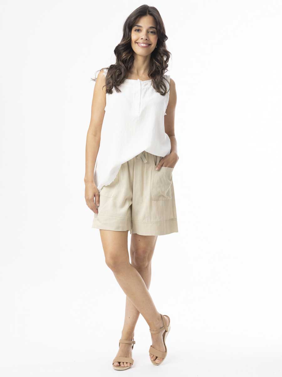 Linen Essentials Shorts in Sand - 20 image