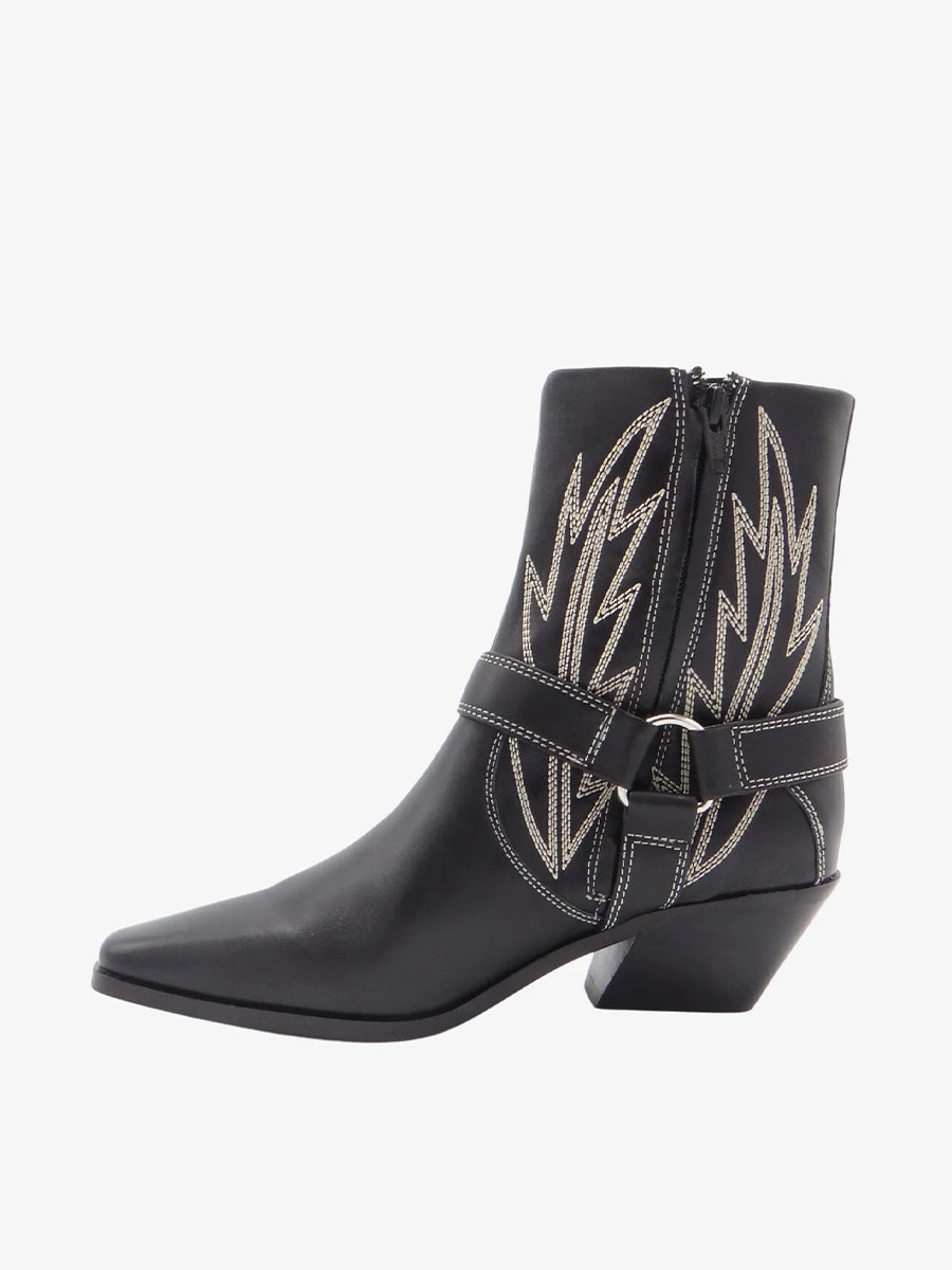 Oliver II Boot Black  | Caverley Shoes image 1