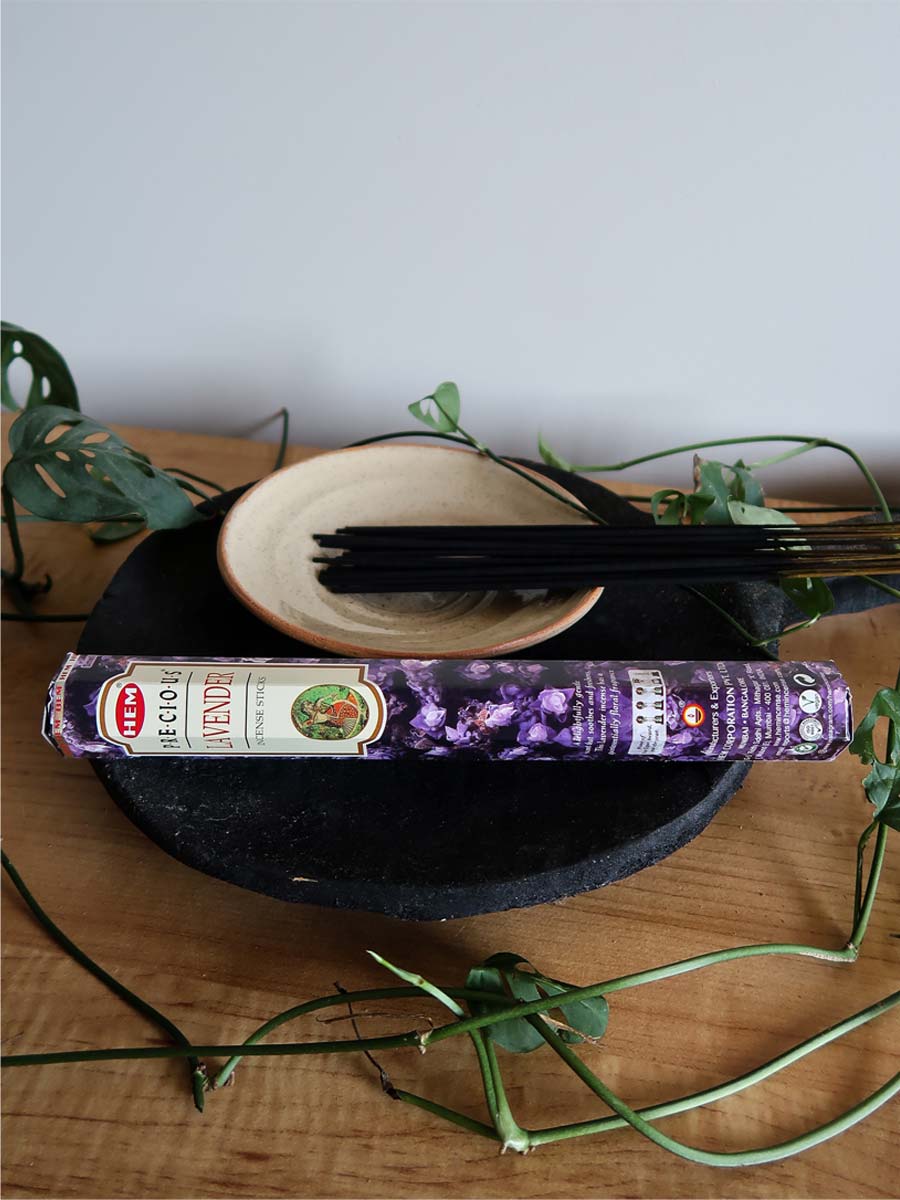 Precious Lavender HEM Hexagonal Box Incense image 0