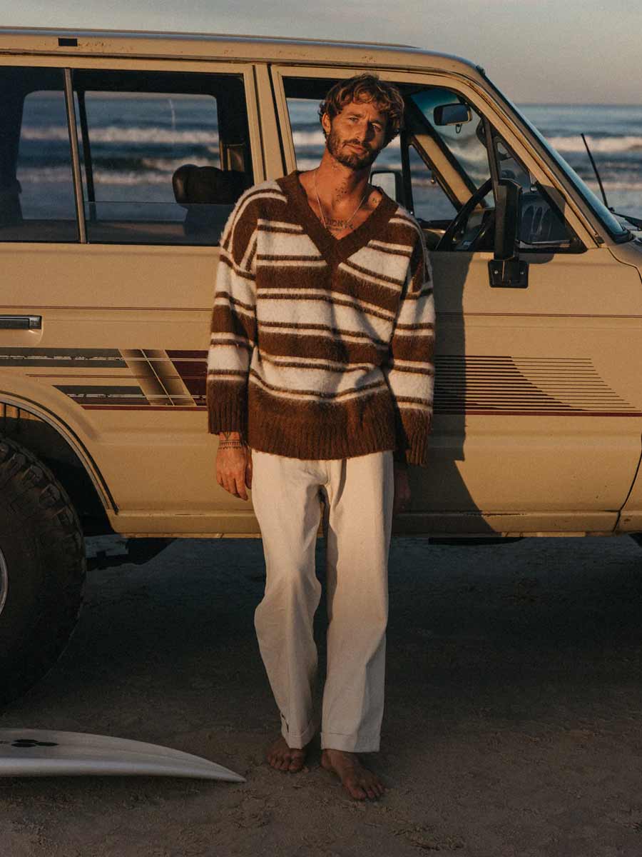 Ottway | Wilde - V-Neck Oversized Jumper image 7