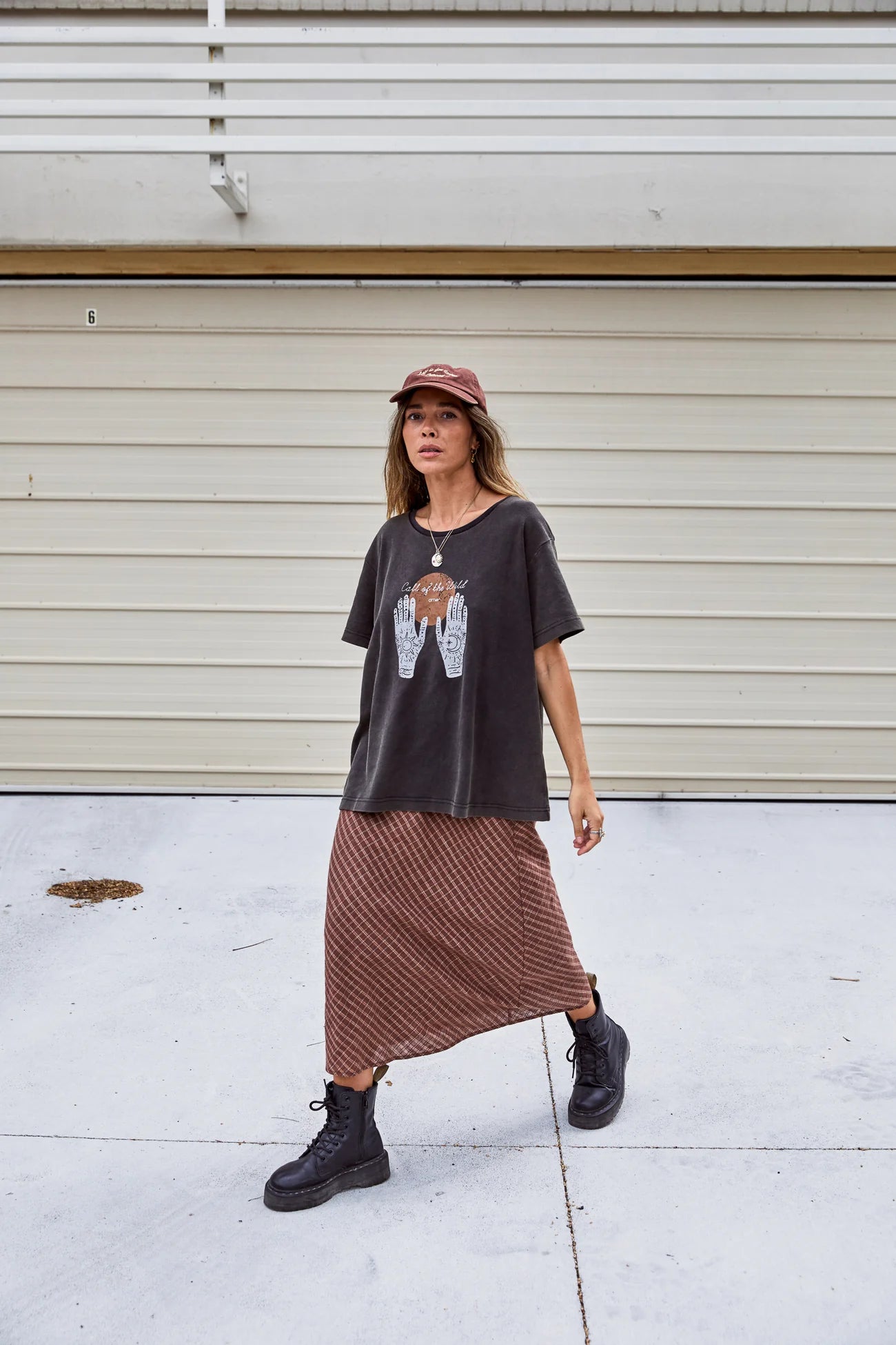 Ottway | Call of the Wild T-Shirt in Washed Charcoal