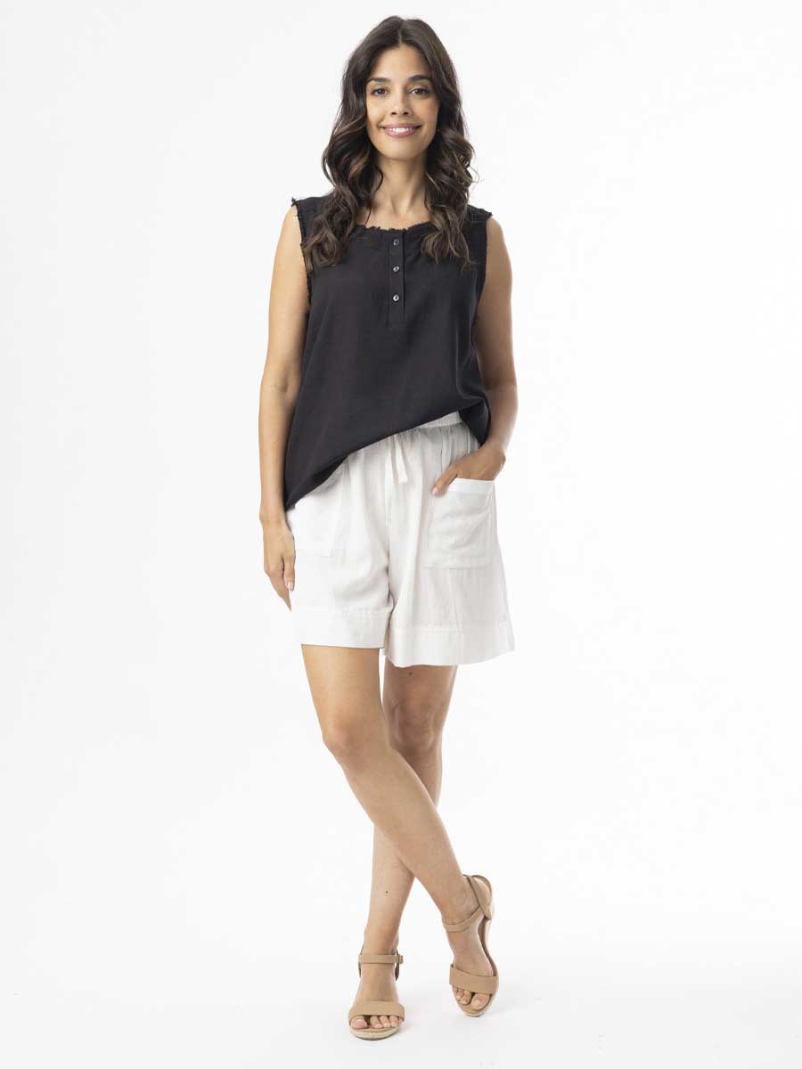 Linen Essentials Shorts in White - 8 image