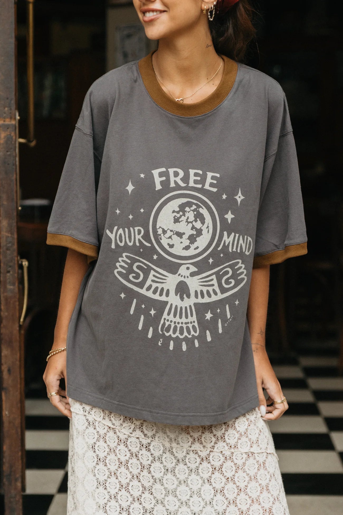 Ottway | Free Your Mind Oversized T-Shirt in Washed Black