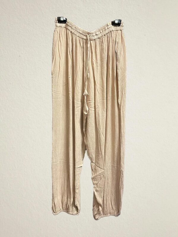 Yogi Balloon Pants in Beige